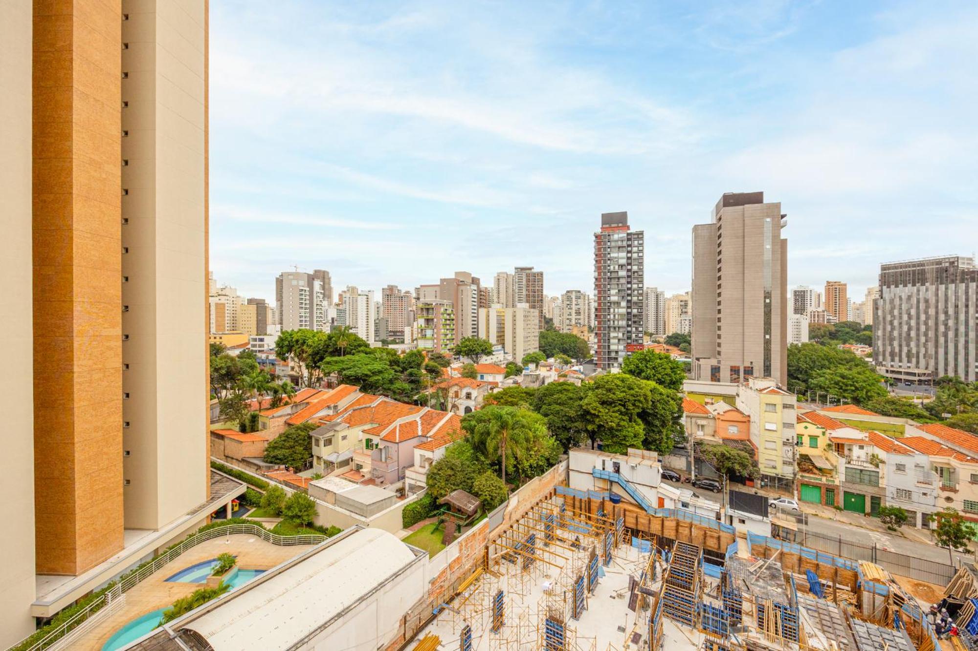 Com Vista Livre Em Perdizes