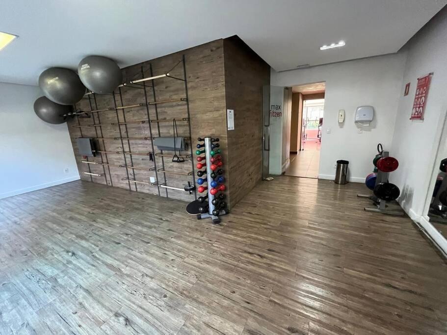 Apartment Apto 2 Av Luis C Berrini