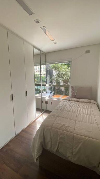 Apartment Apto 2 Av Luis C Berrini