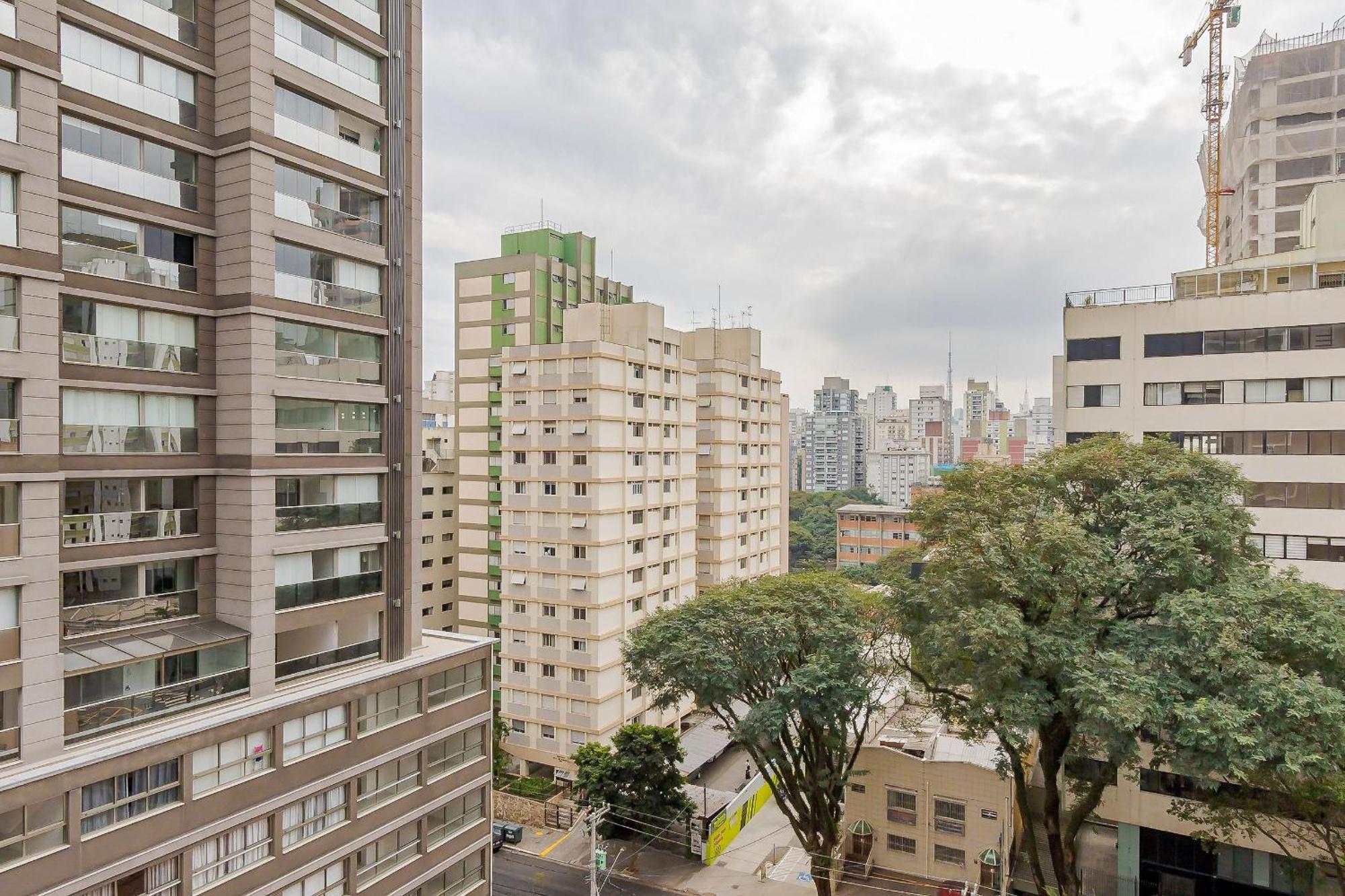 Handy Paraiso Com Piscina Ao Lado Do Ibirapuera Tatil Evi Sao Paulo