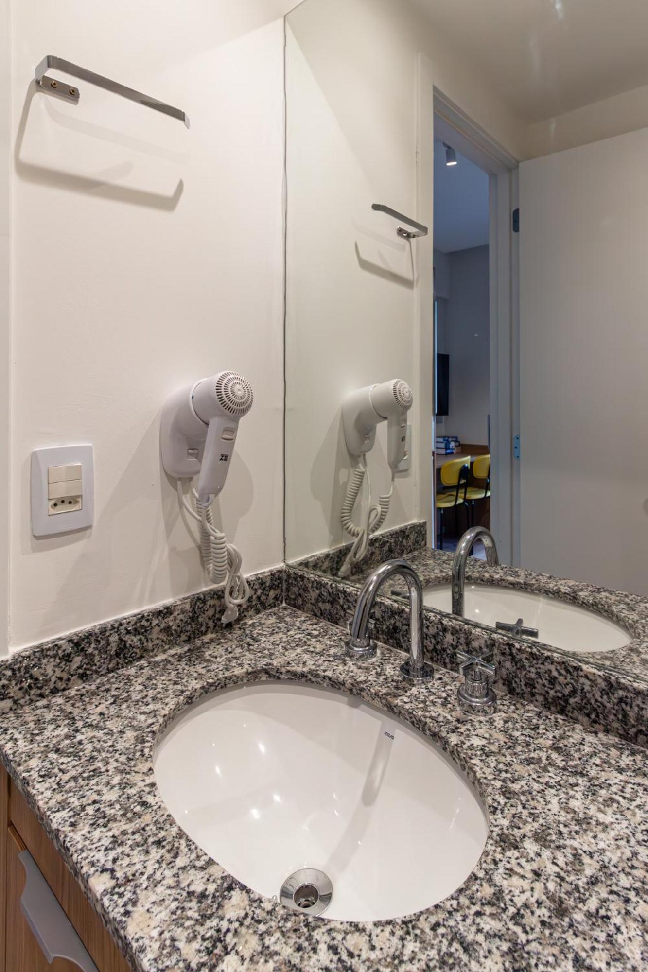 360 Pamplona Apartment