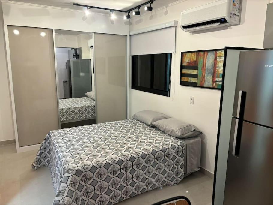 Rogerio 309 Wbe - Studio/sao Paulo Prox- Puc/allianz Park/esp Unimed *