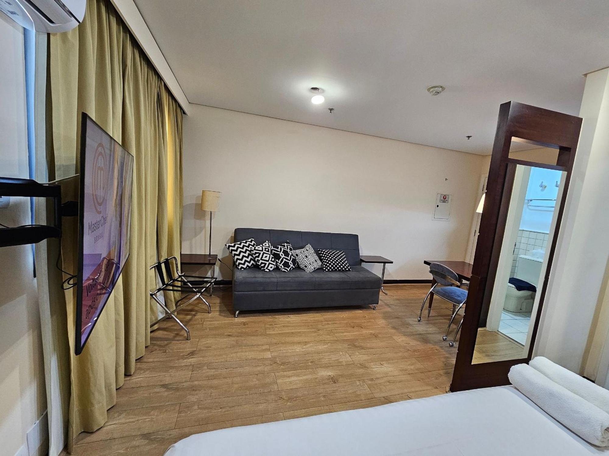 Flat Rua Americo Brasiliense 2163 Uh1208 * São Paulo