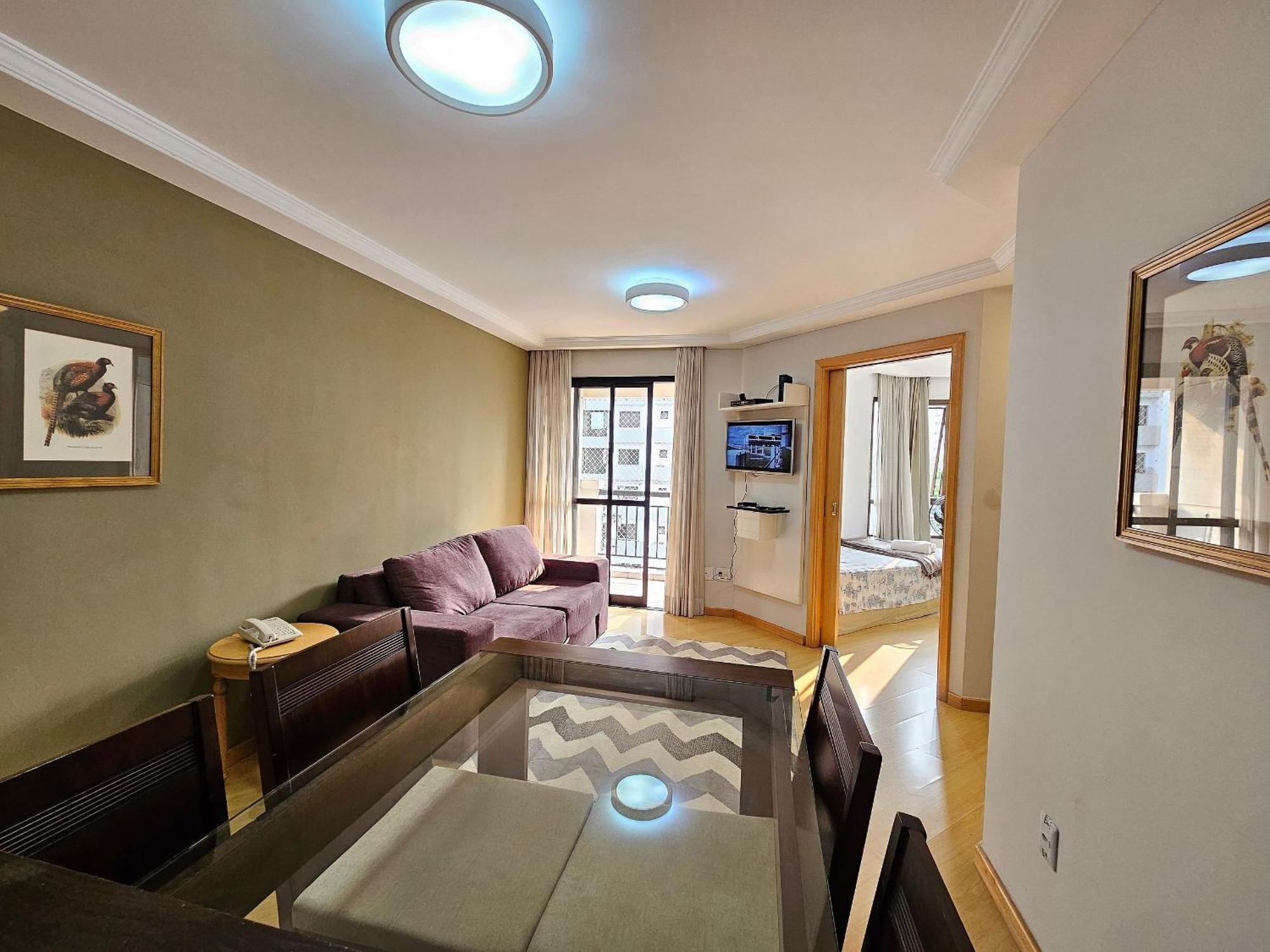 Apart/hotel C/2 Quartos E Dois Banheiro Moema Sp Apartemen Sao Paulo