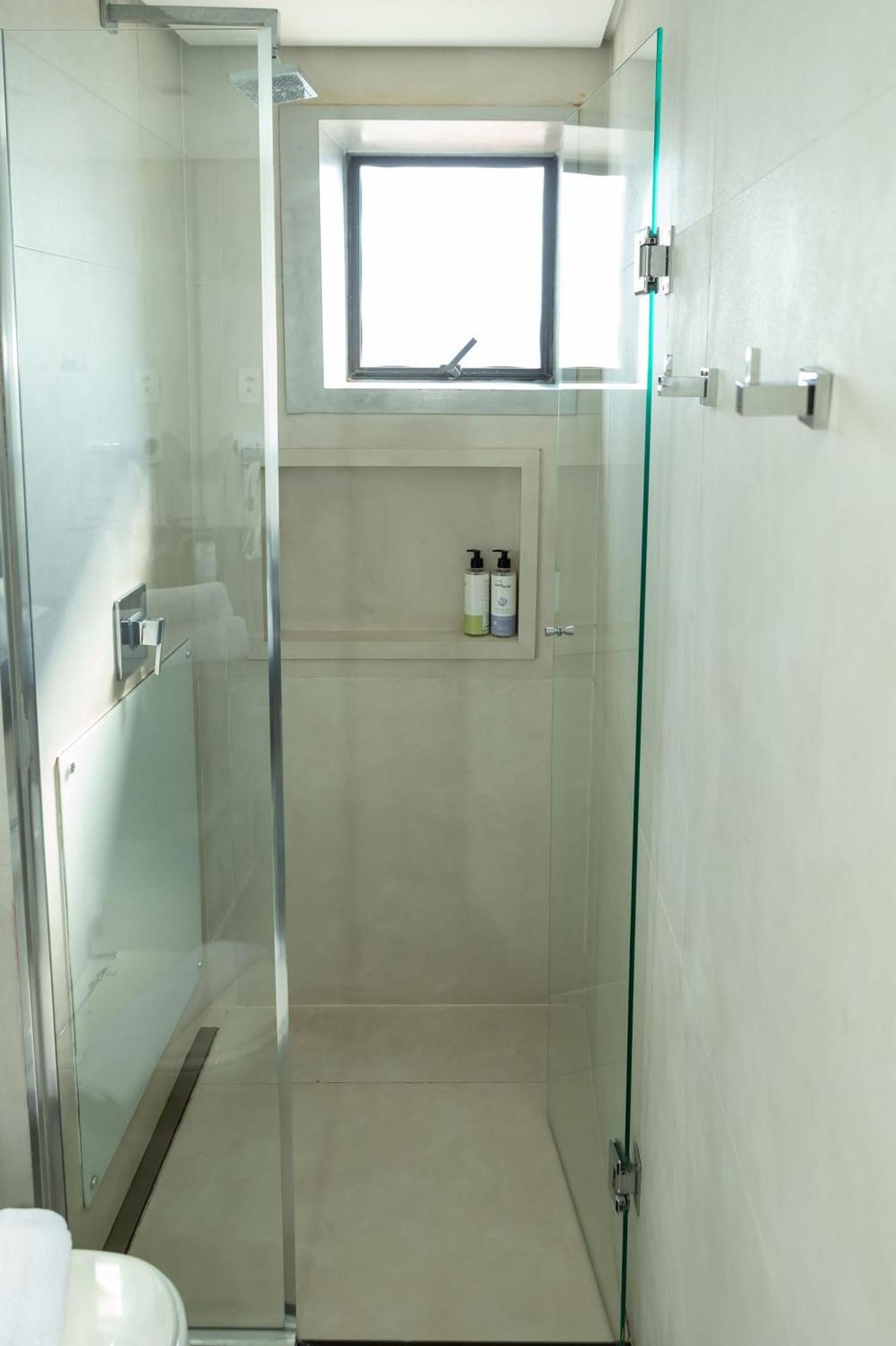 Uh 1108 Luxo Mariana *