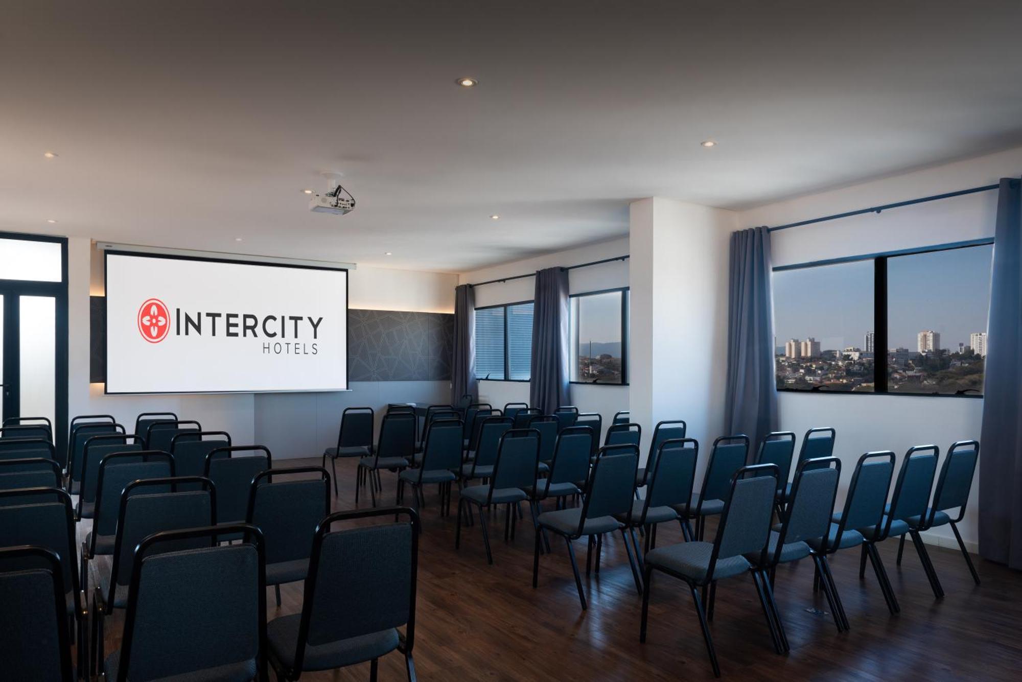 Intercity Anhembi Hotel 4*