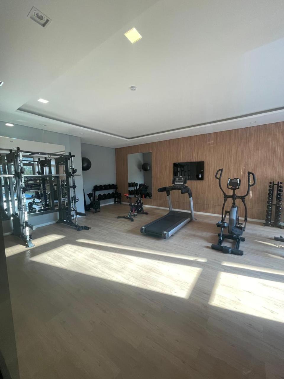 Apartment De Luxo, Ao Lado Do Metro *