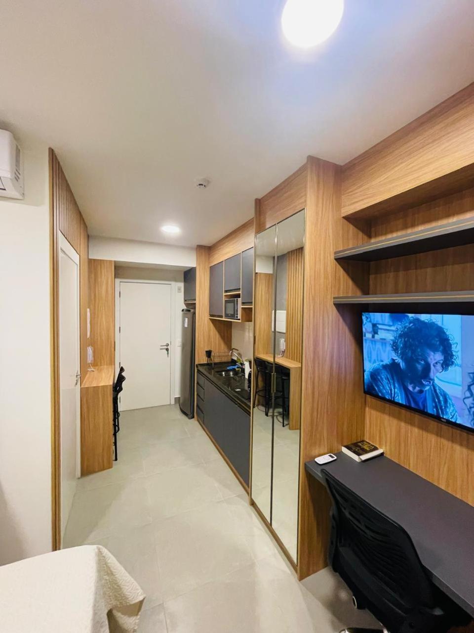 Apartment De Luxo, Ao Lado Do Metro