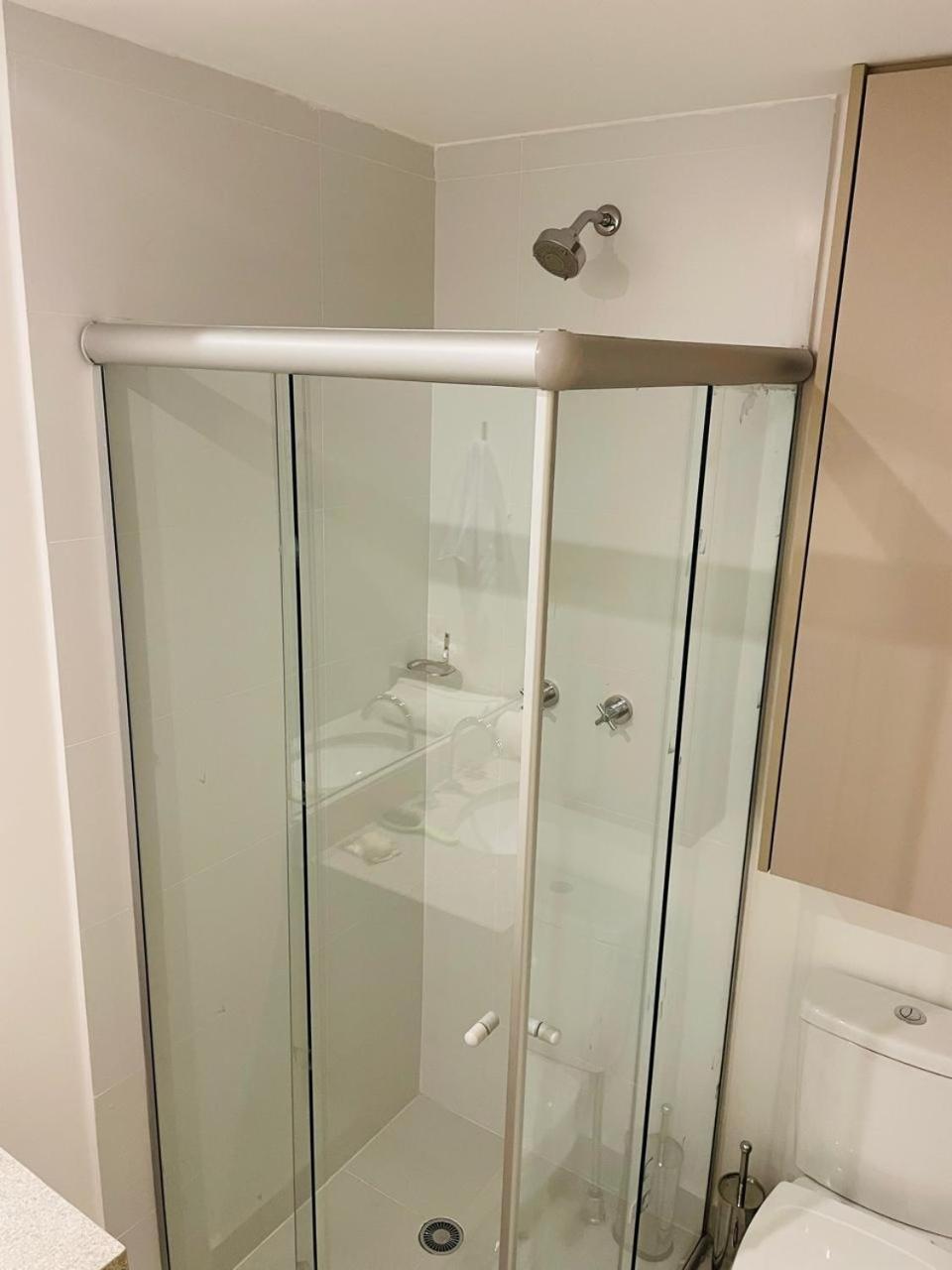 De Luxo, Ao Lado Do Metro Apartment