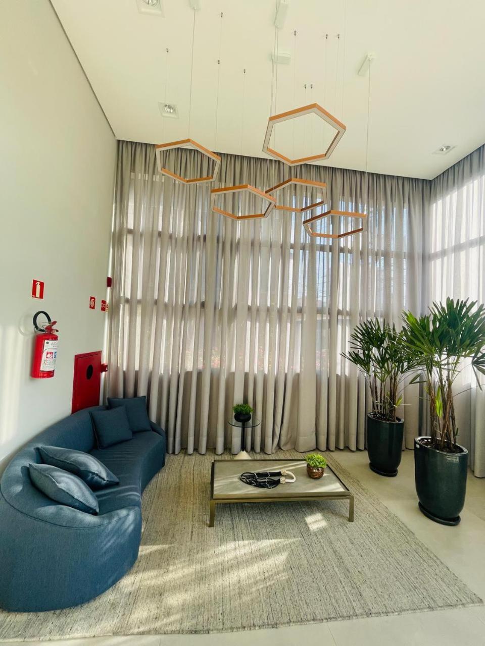 Apartment De Luxo, Ao Lado Do Metro *