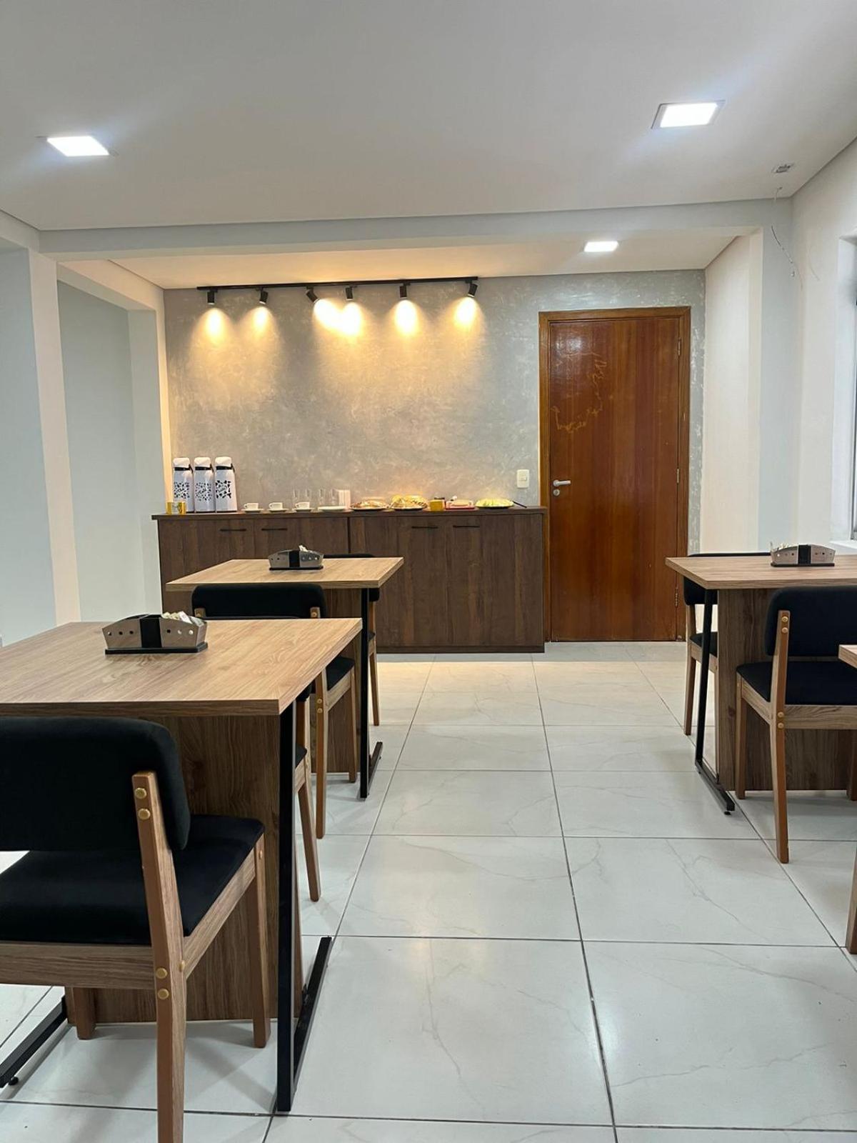 Hotel Northeast 2*