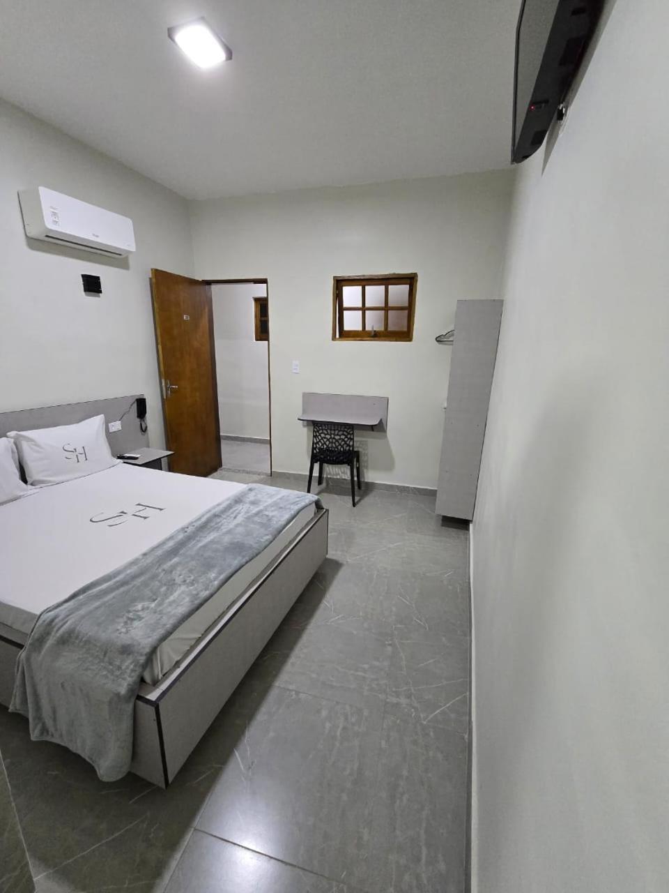 Singular Hotel *