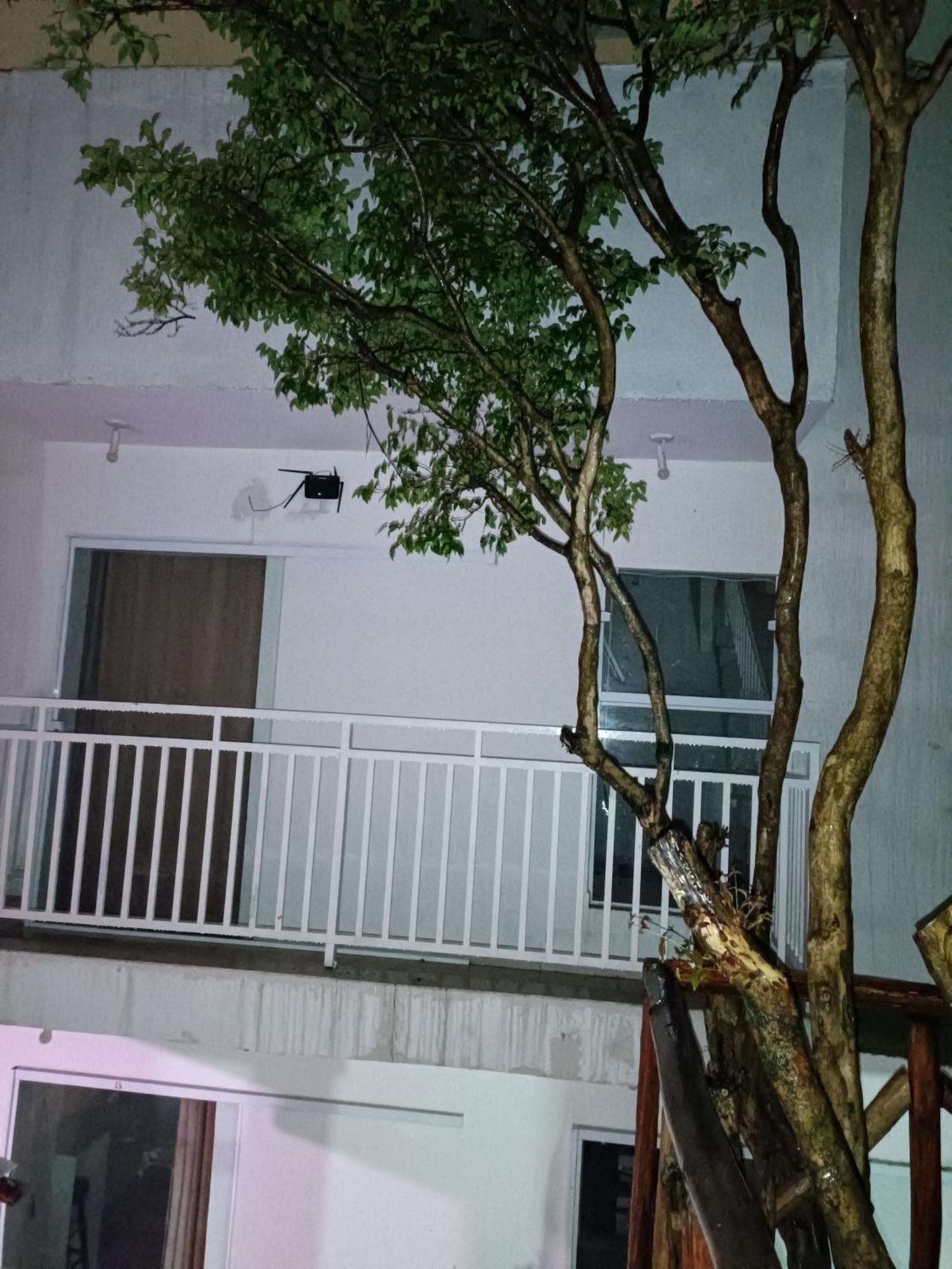 Cantinho Da Paz Apartemen *