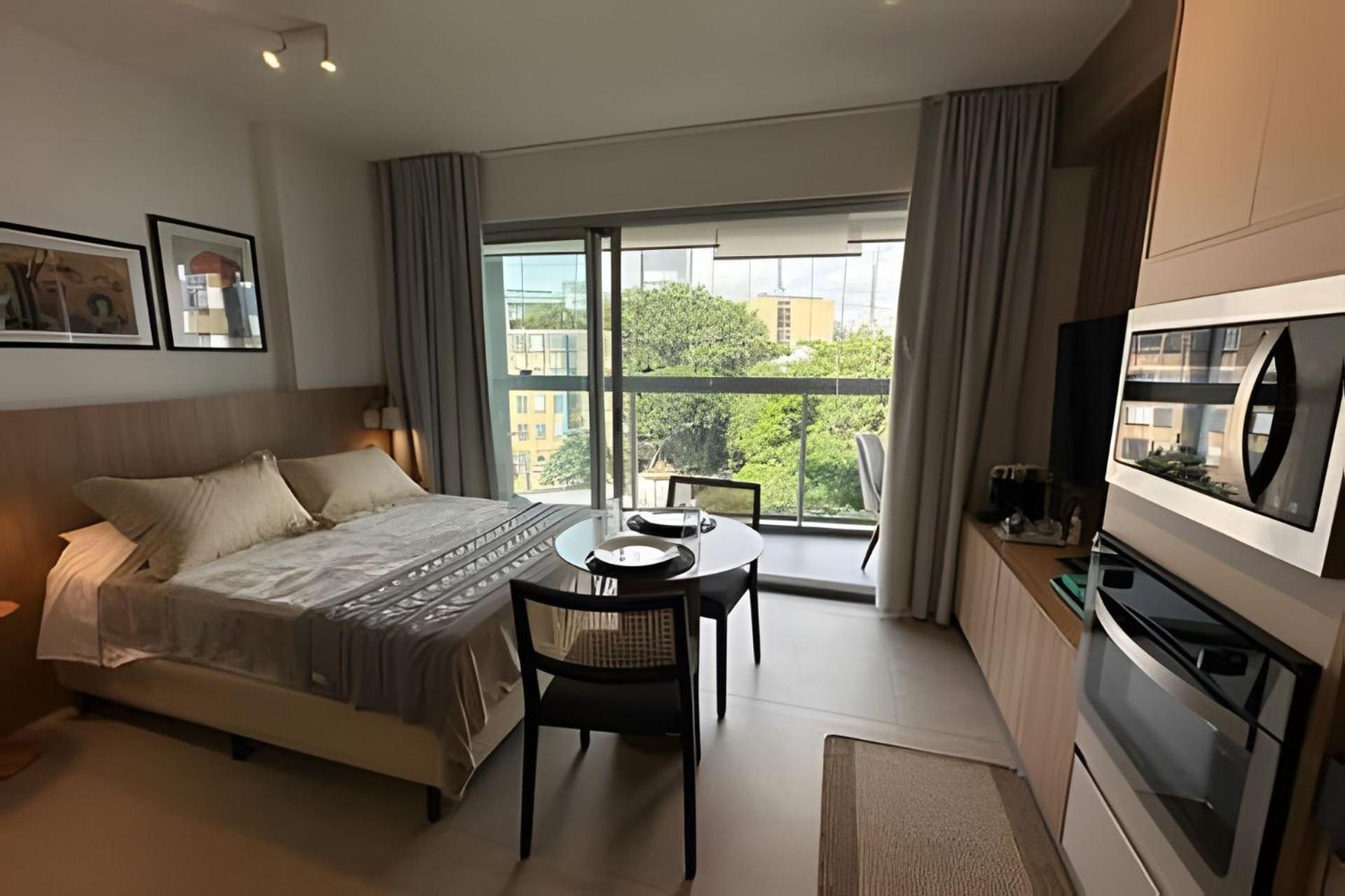 Arvo Luxury Reboucas C115 * Sao Paulo