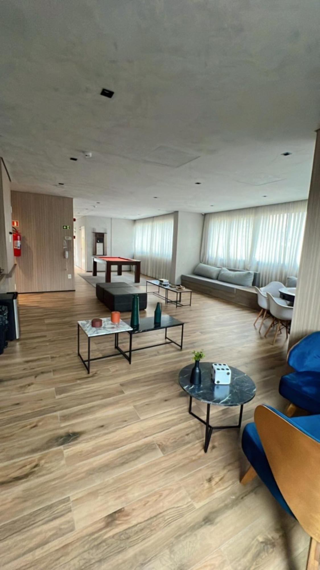 Metro Brooklin - Novo E Charmoso - Completo - Ar Condicionado *