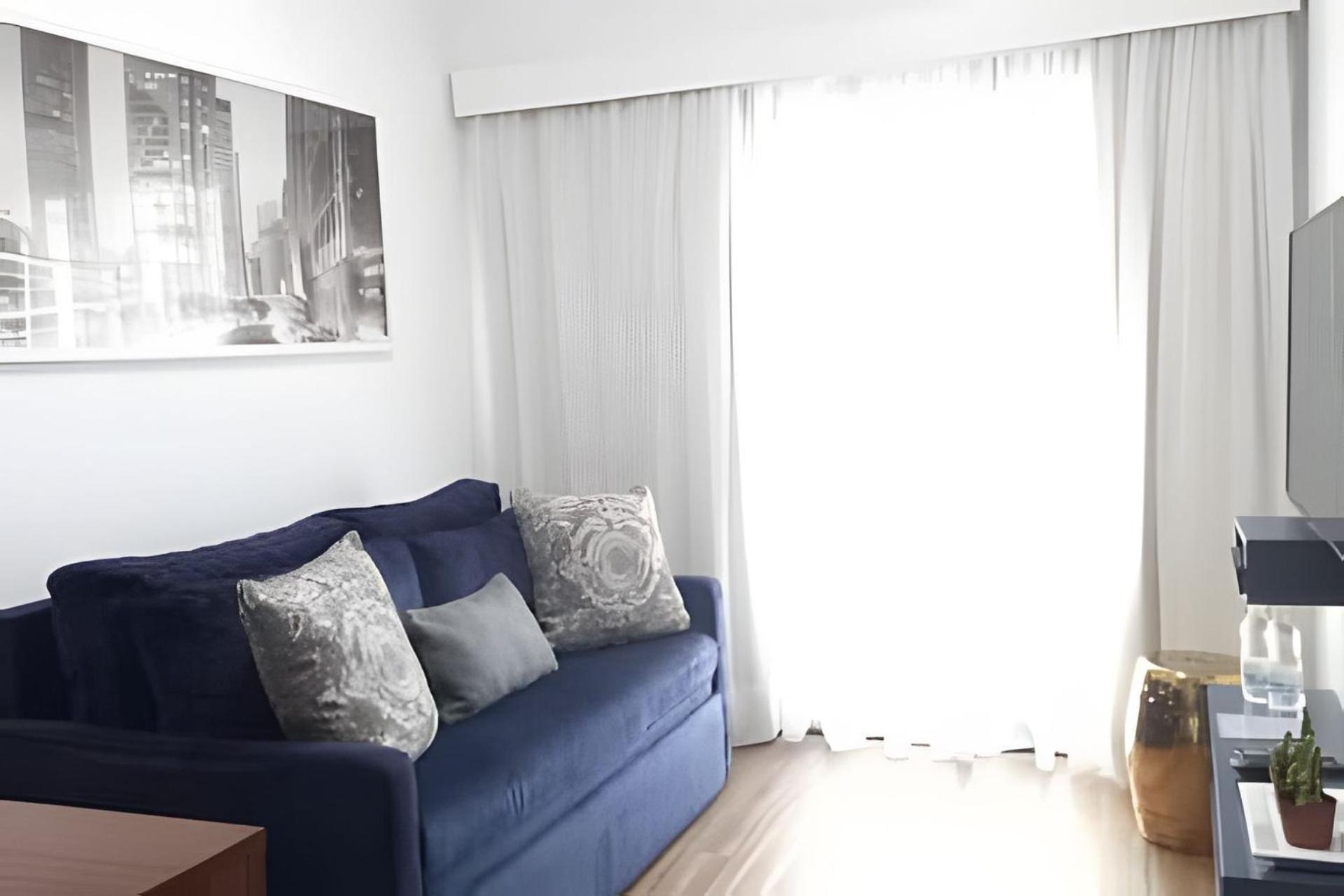 Cond The Town Flats Apartamento