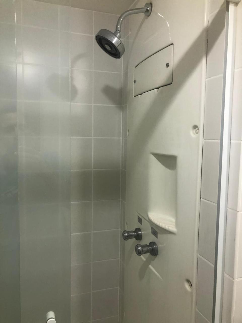 Flat Com Conforto E Requinte Em Frente Aeroporto - H1001 Căn hộ