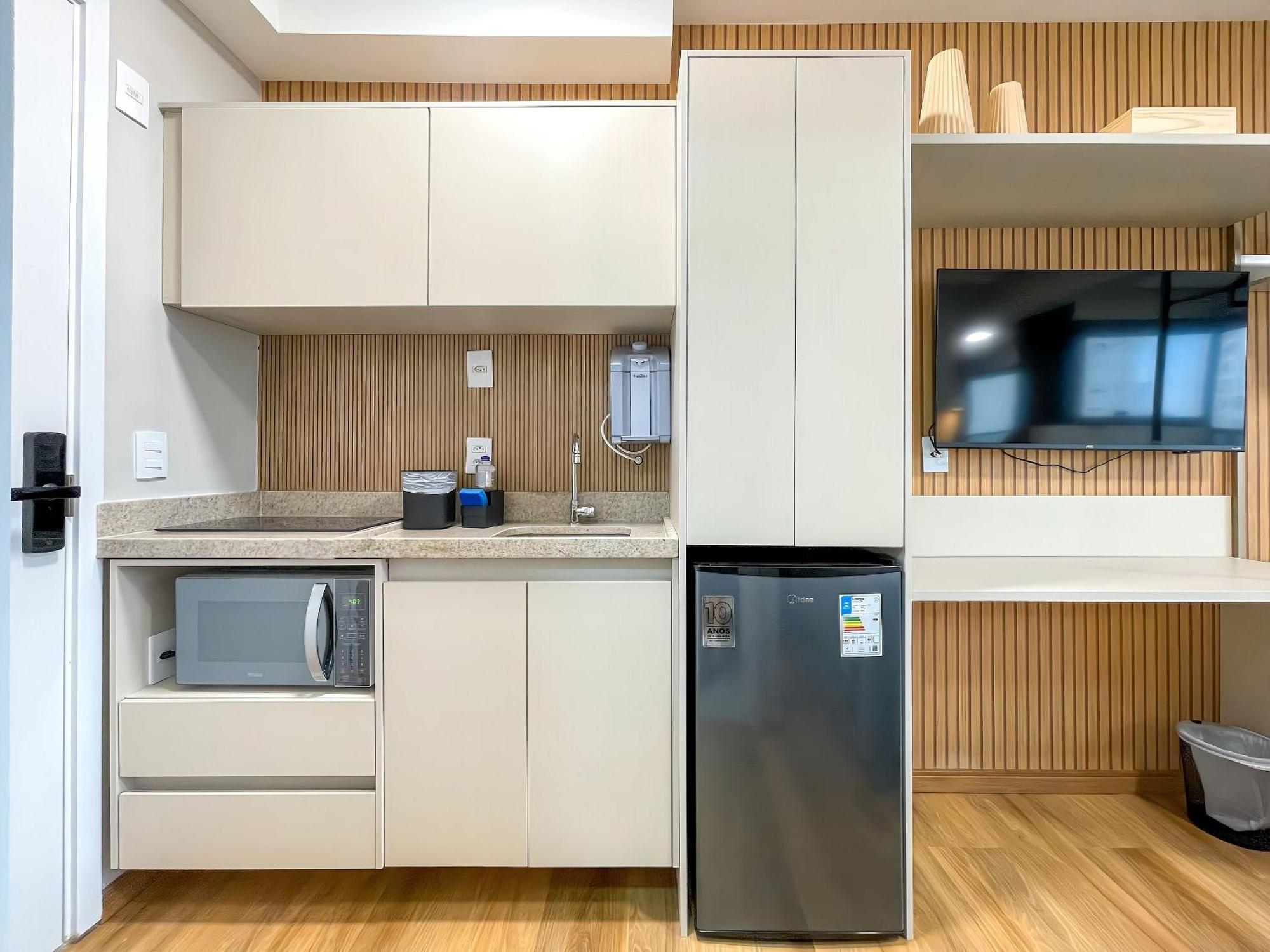 Handy Paraiso Com Piscina Ao Lado Do Ibirapuera Tatil Evi