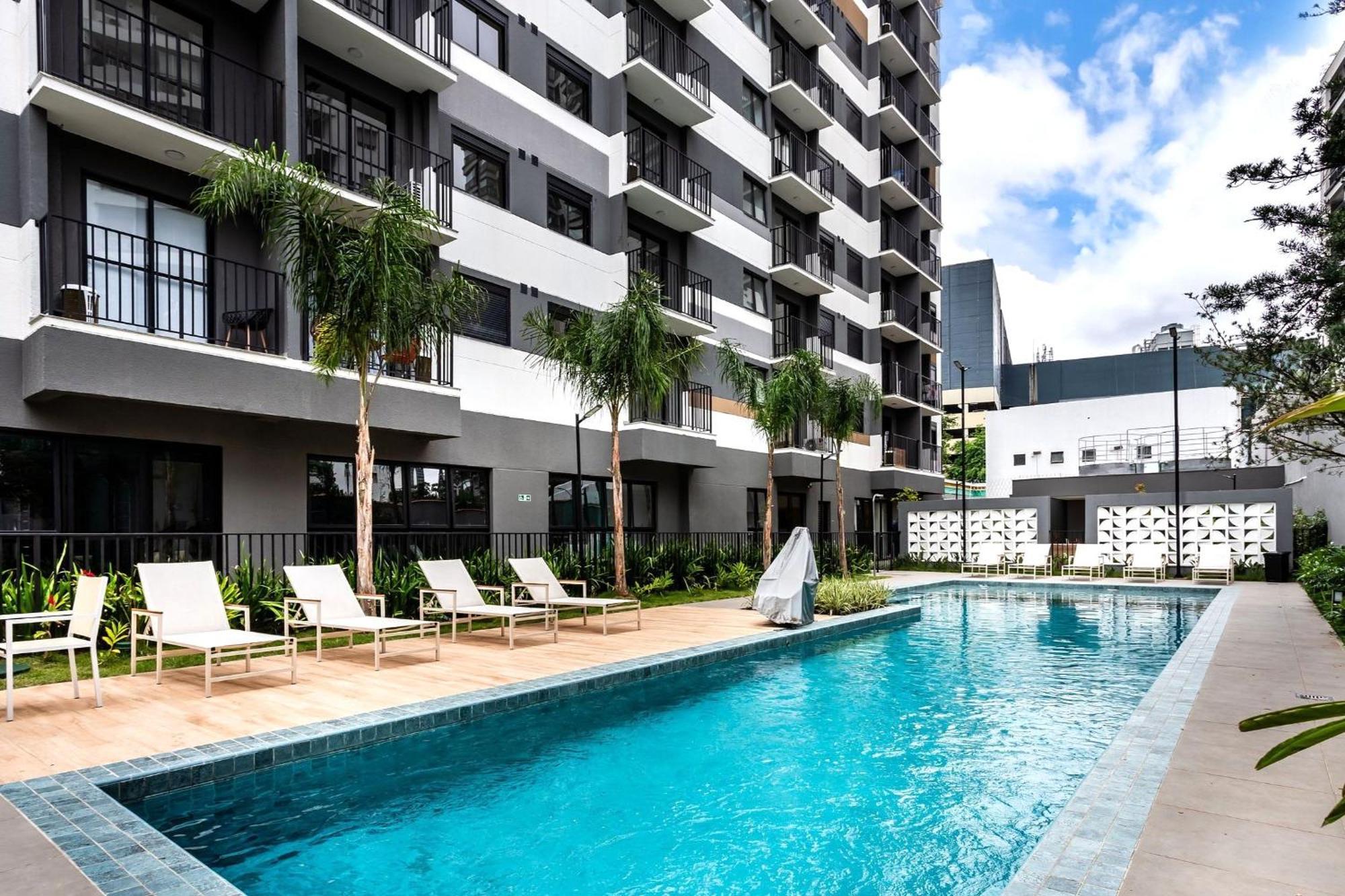 Daire Piscina, Ac, Academia, Pinheiros| Brazilian Corner Sao Paulo