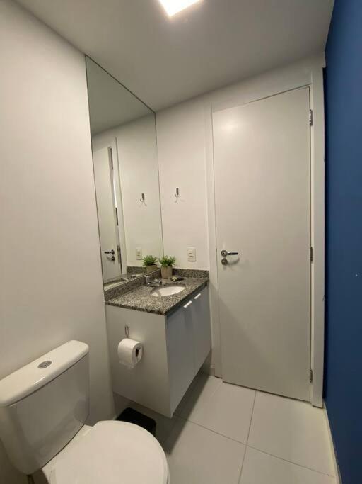 Colorful Windows - Novo Na Liberdade Apartemen