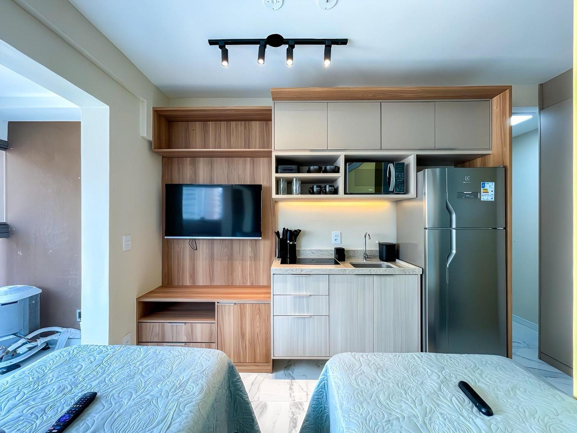 Handy Paraiso Com Piscina Ao Lado Do Ibirapuera Tatil Evi