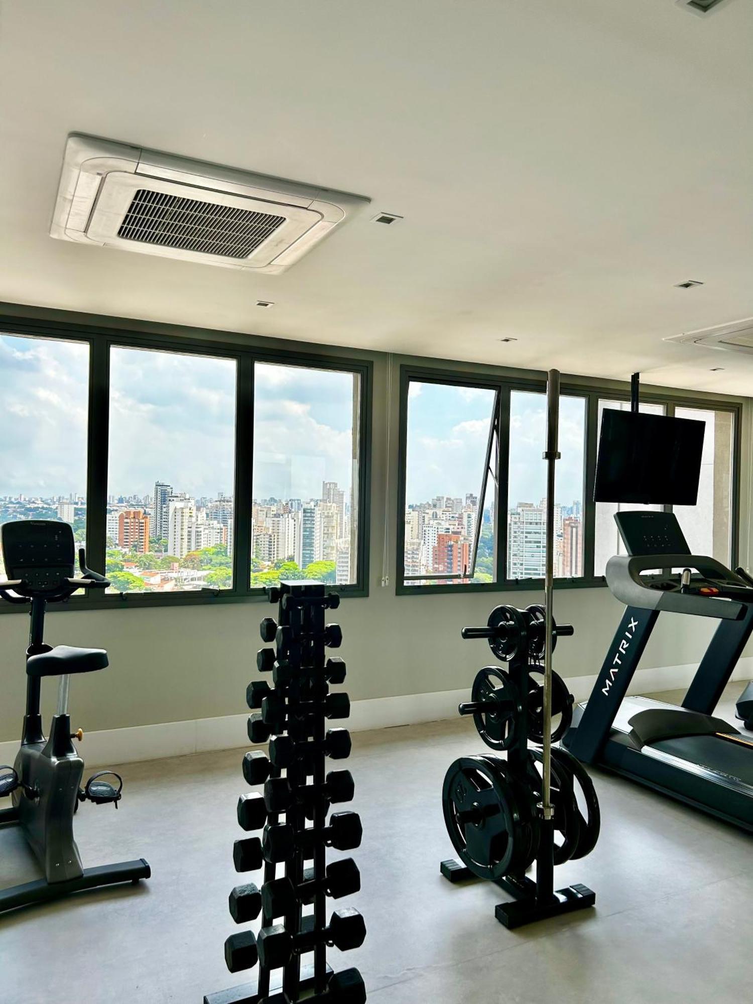 Em De Luxo-ar Condicinado-perto Do Aeroporto-parque Ibirapuera-metro-aacd-medplex-casv Apartment *