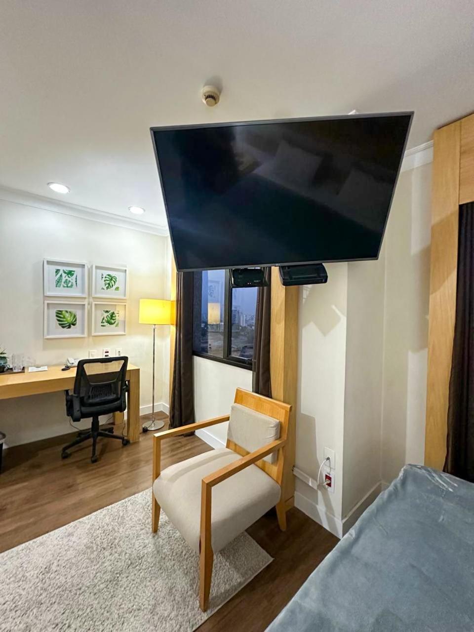 Căn hộ Flat Com Conforto E Requinte Em Frente Aeroporto - H1001