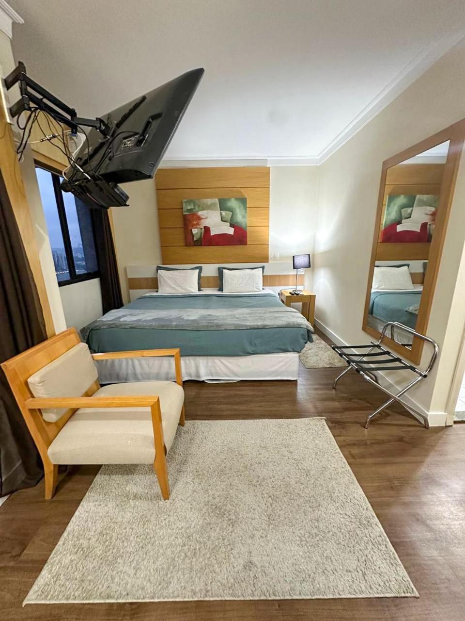 Căn hộ Flat Com Conforto E Requinte Em Frente Aeroporto - H1001 *