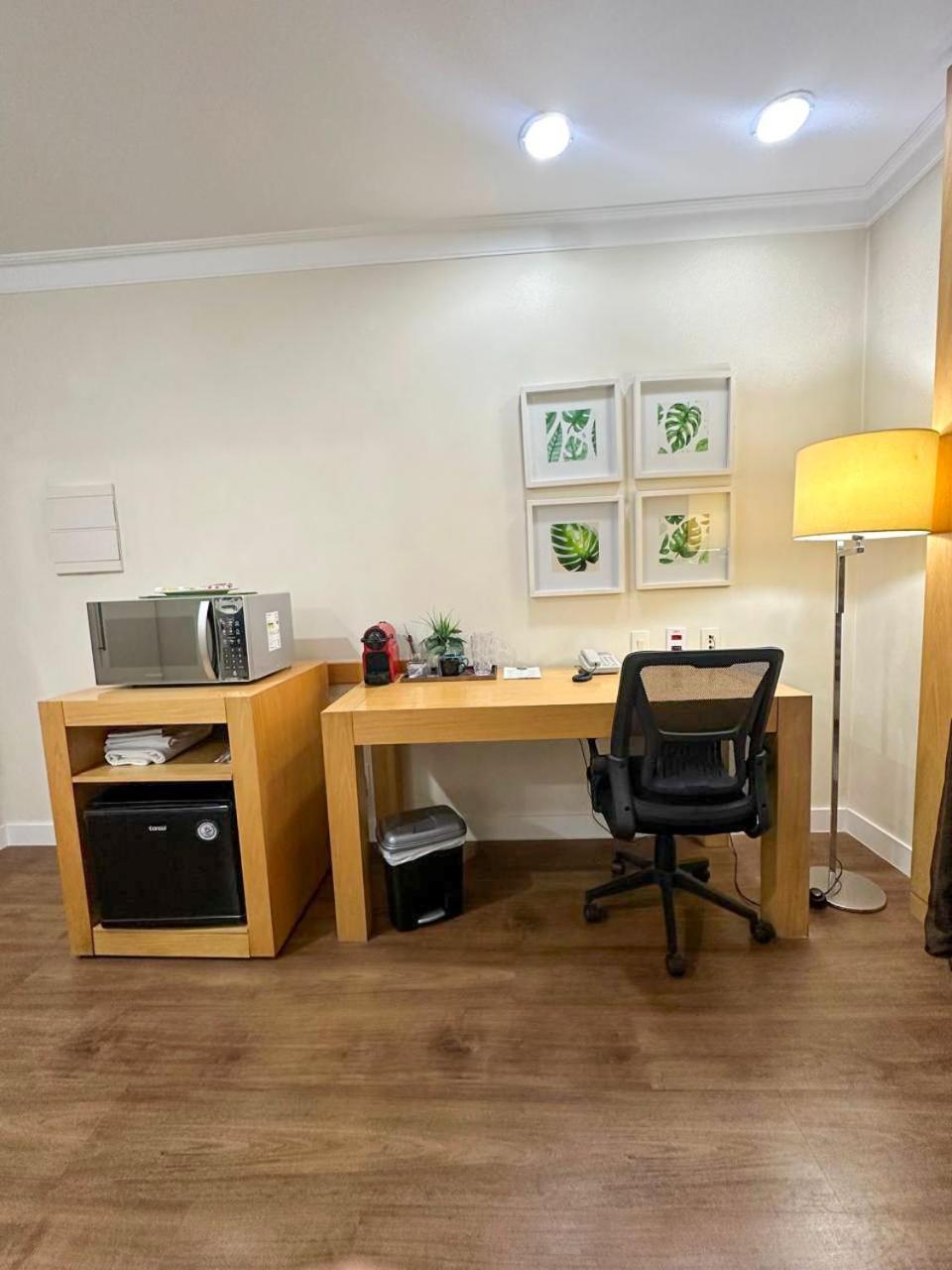 Căn hộ Flat Com Conforto E Requinte Em Frente Aeroporto - H1001 *