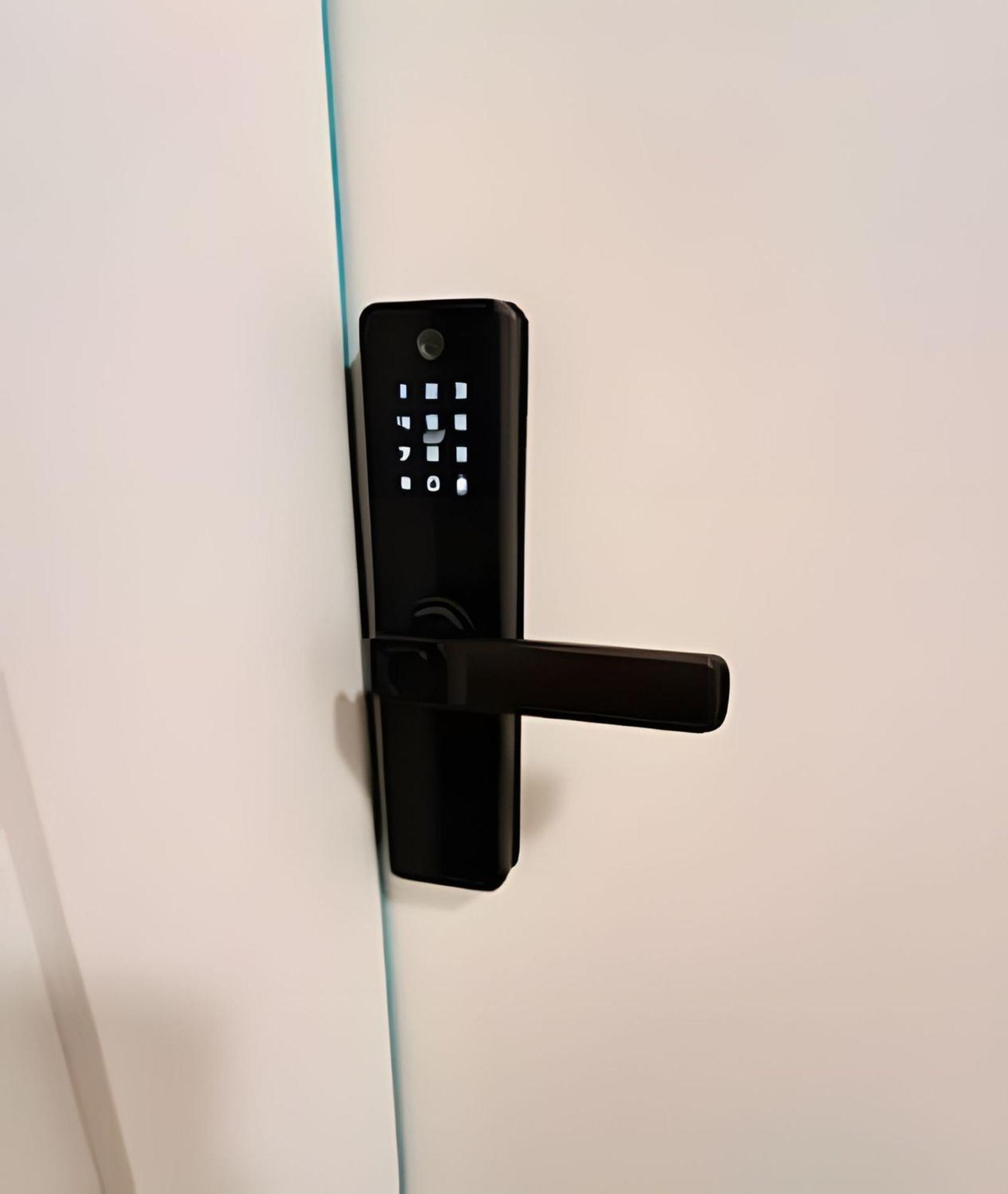 Pinheiros I Faria Lima, Apto Studio, 50m Metro, Piscina, Wi-fi Căn hộ *
