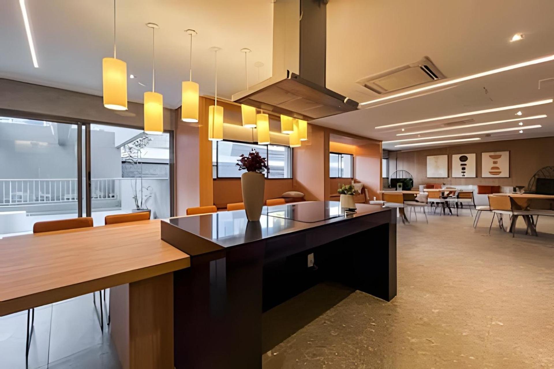 Căn hộ Pinheiros I Faria Lima, Apto Studio, 50m Metro, Piscina, Wi-fi São Paulo