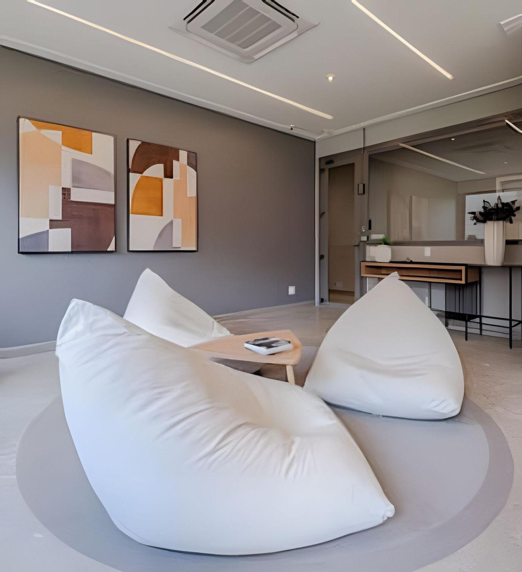 Pinheiros I Faria Lima, Apto Studio, 50m Metro, Piscina, Wi-fi Căn hộ