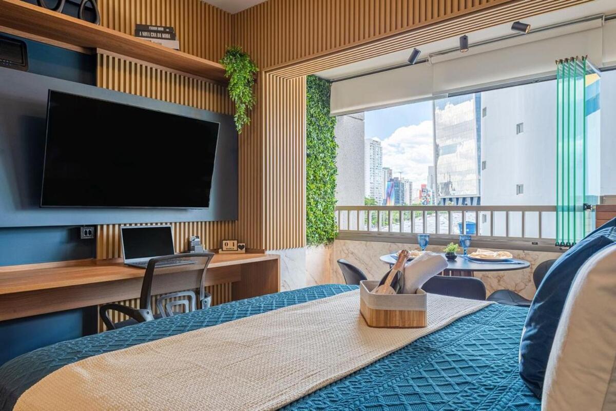 Pinheiros I Faria Lima, Apto Studio, 50m Metro, Piscina, Wi-fi Căn hộ