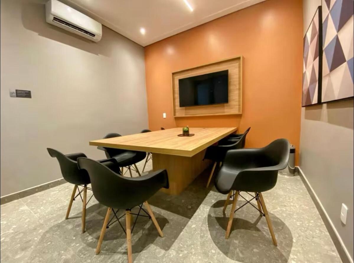 Pinheiros I Faria Lima, Apto Studio, 50m Metro, Piscina, Wi-fi Căn hộ *