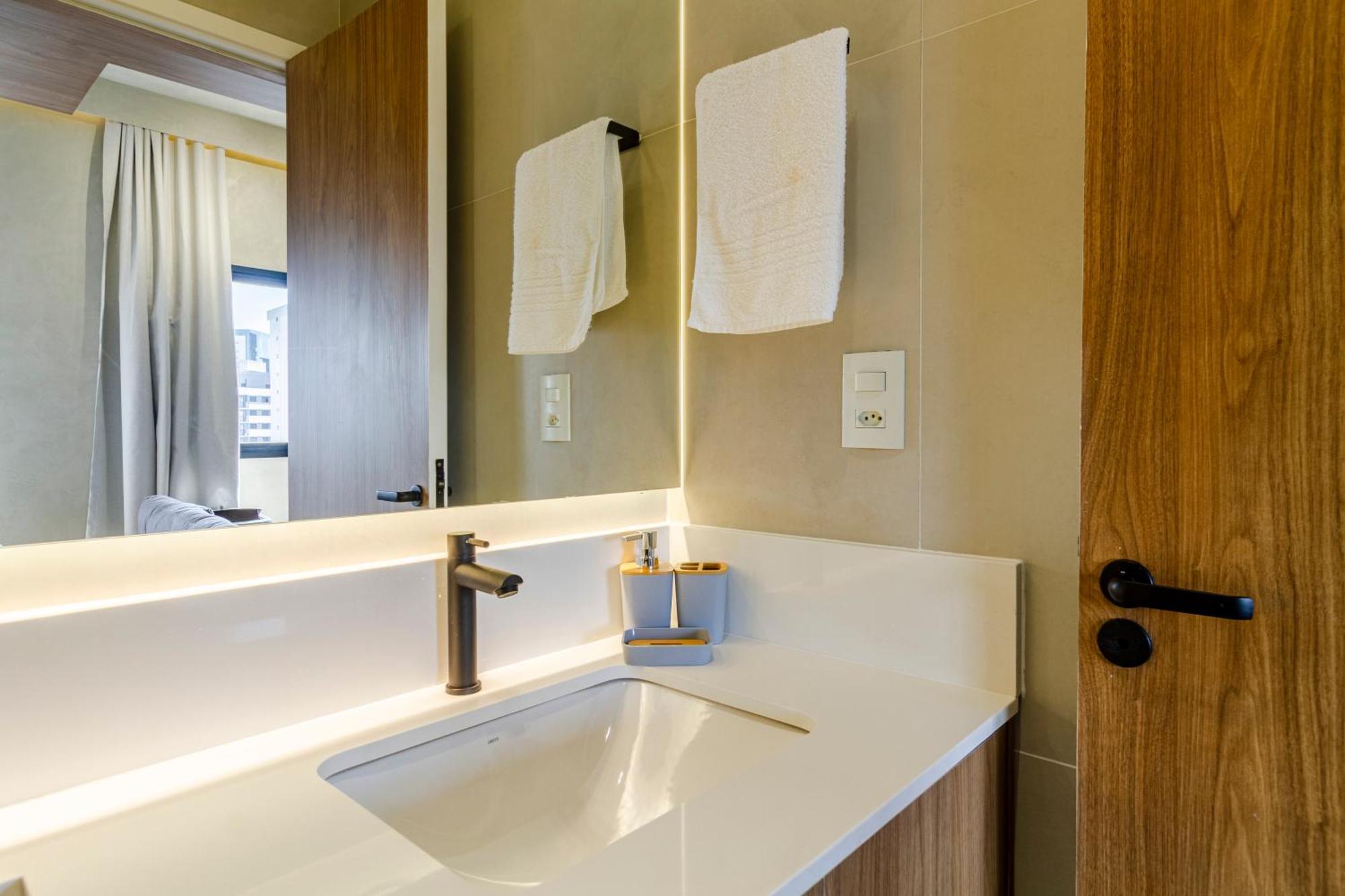 Apartment Ap Luxo Com Vaga & Piscina Prox Morumbi E Faria Lima