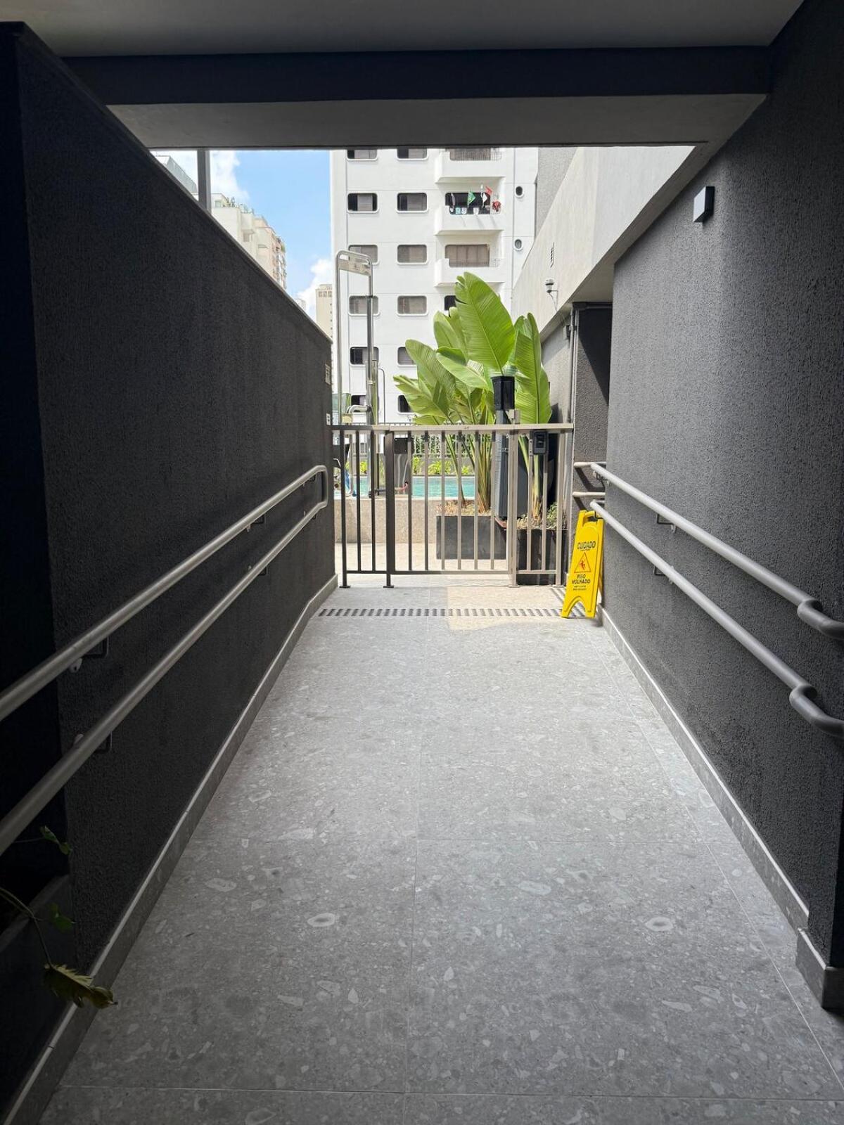 Novo E Completo Em Moema-14 Andar-onjurupis