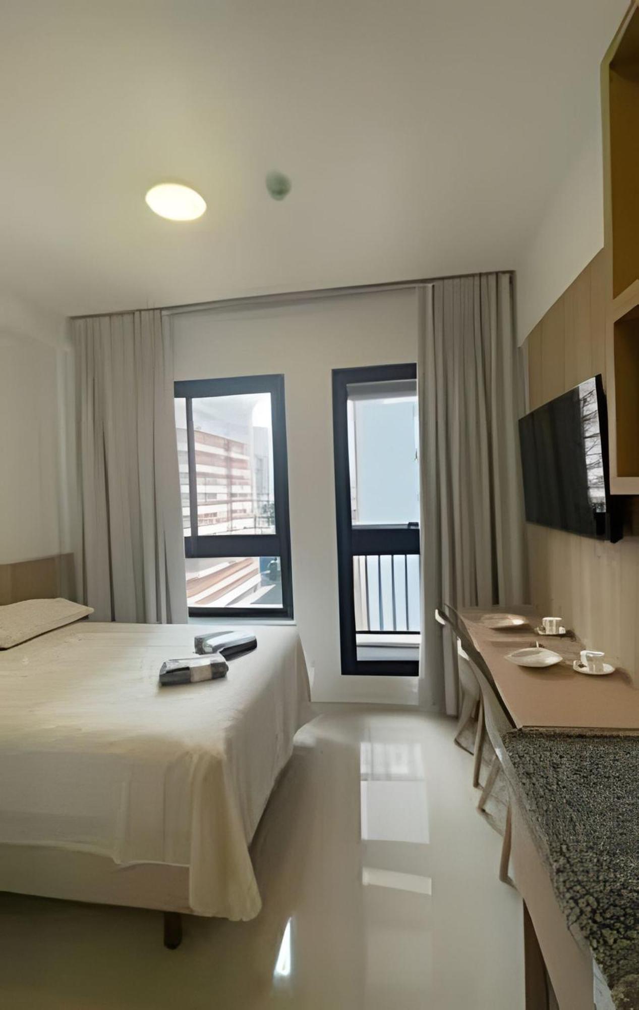 Loft Mariana / Prox Metro Santa Cruz 911 * Sao Paulo