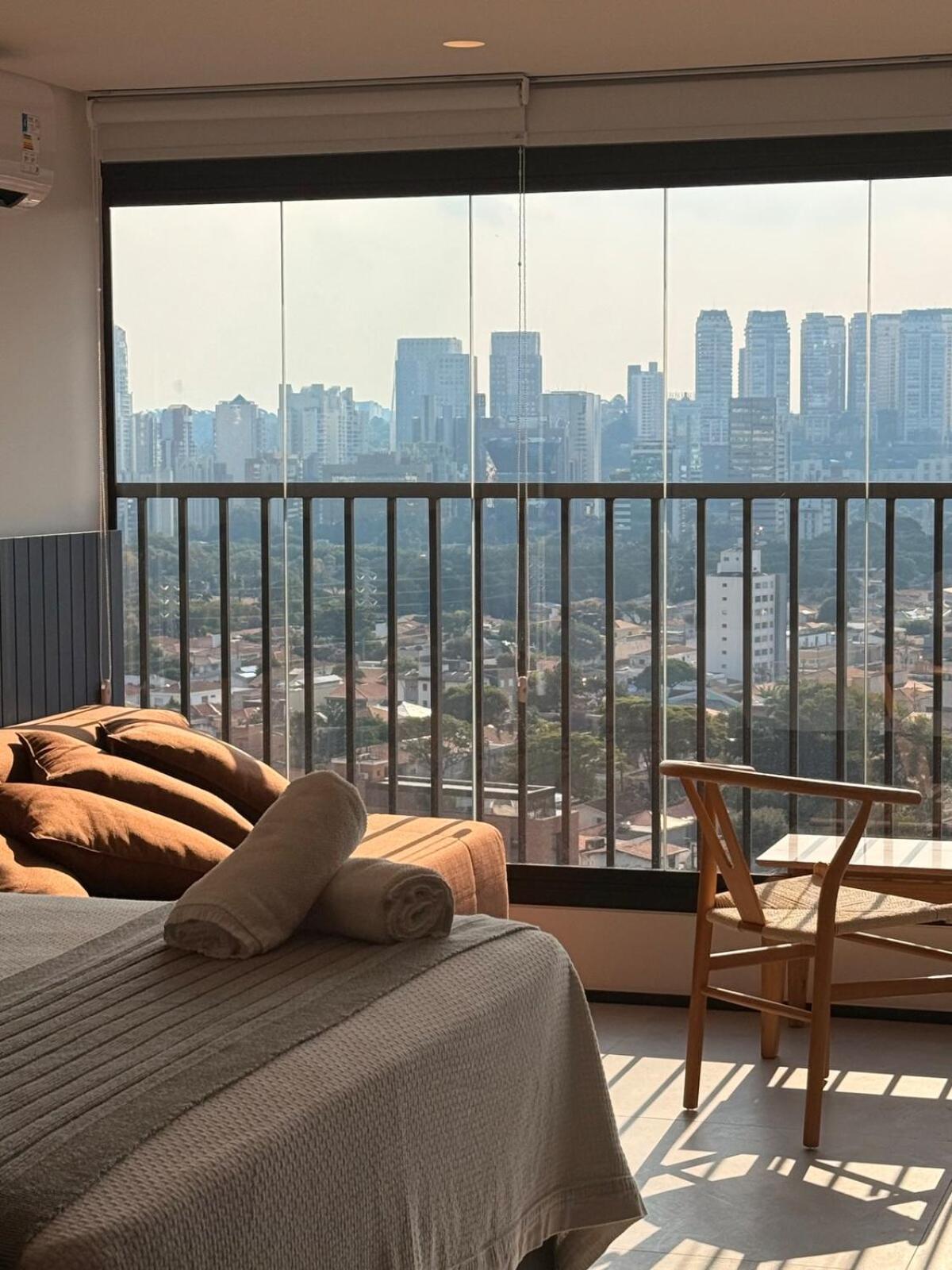 Apartment Com Estacao De Trabalho E Vista Proximo A Faria Lima E Congonhas *