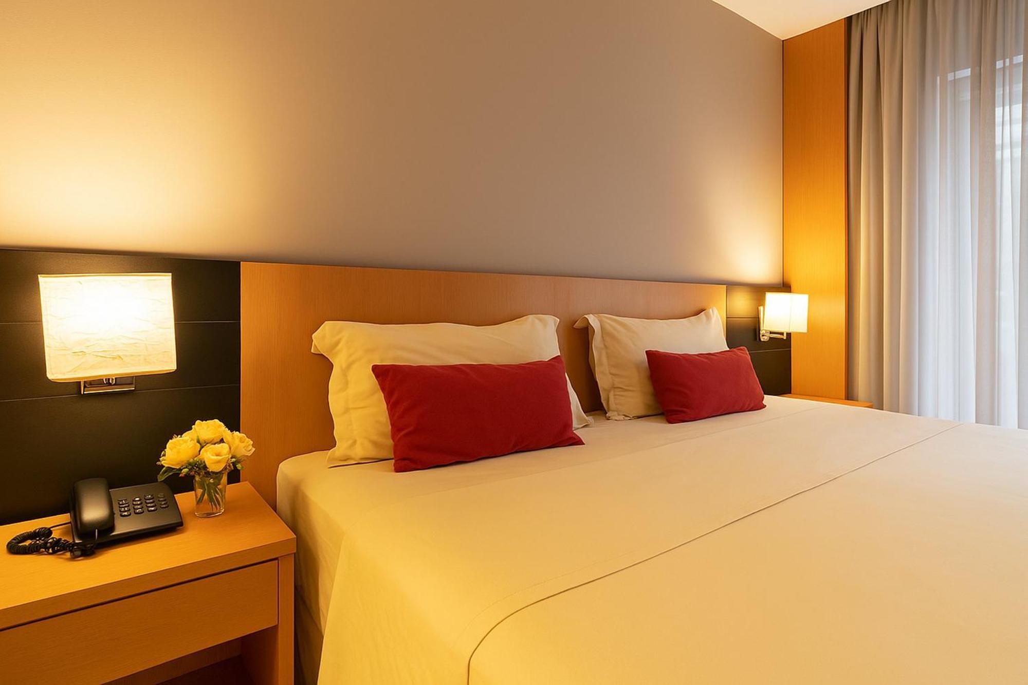Elegance Stella Vega Apartemen