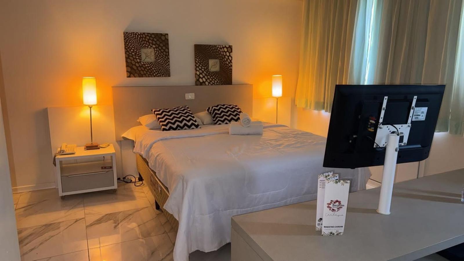 Flat Mercure Maestro Cardim * Sao Paulo