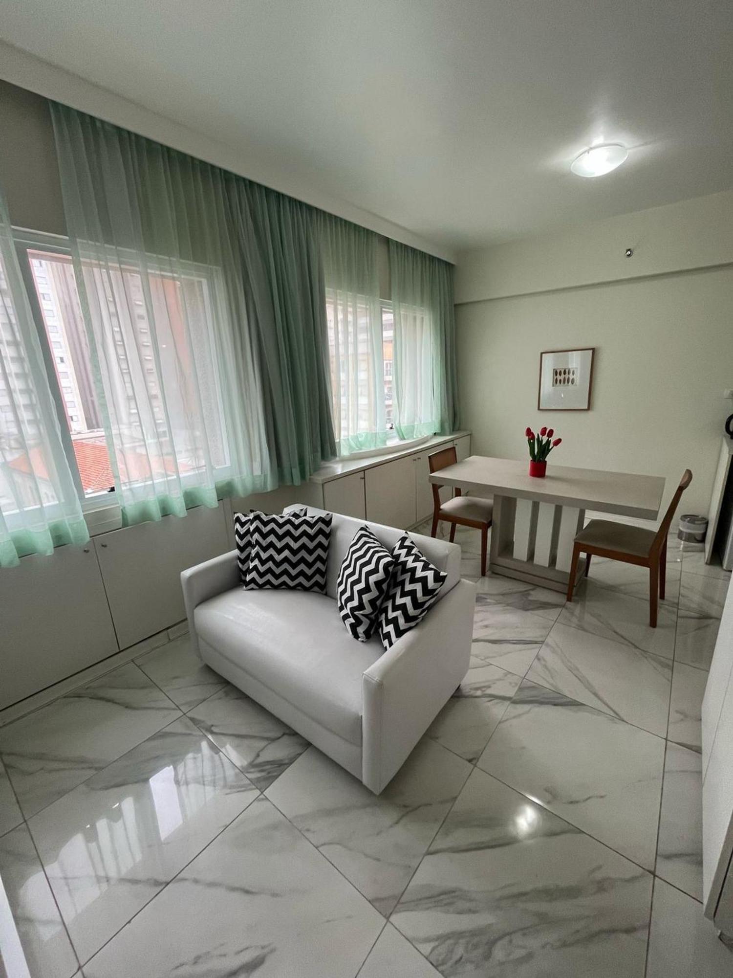 Flat Mercure Maestro Cardim