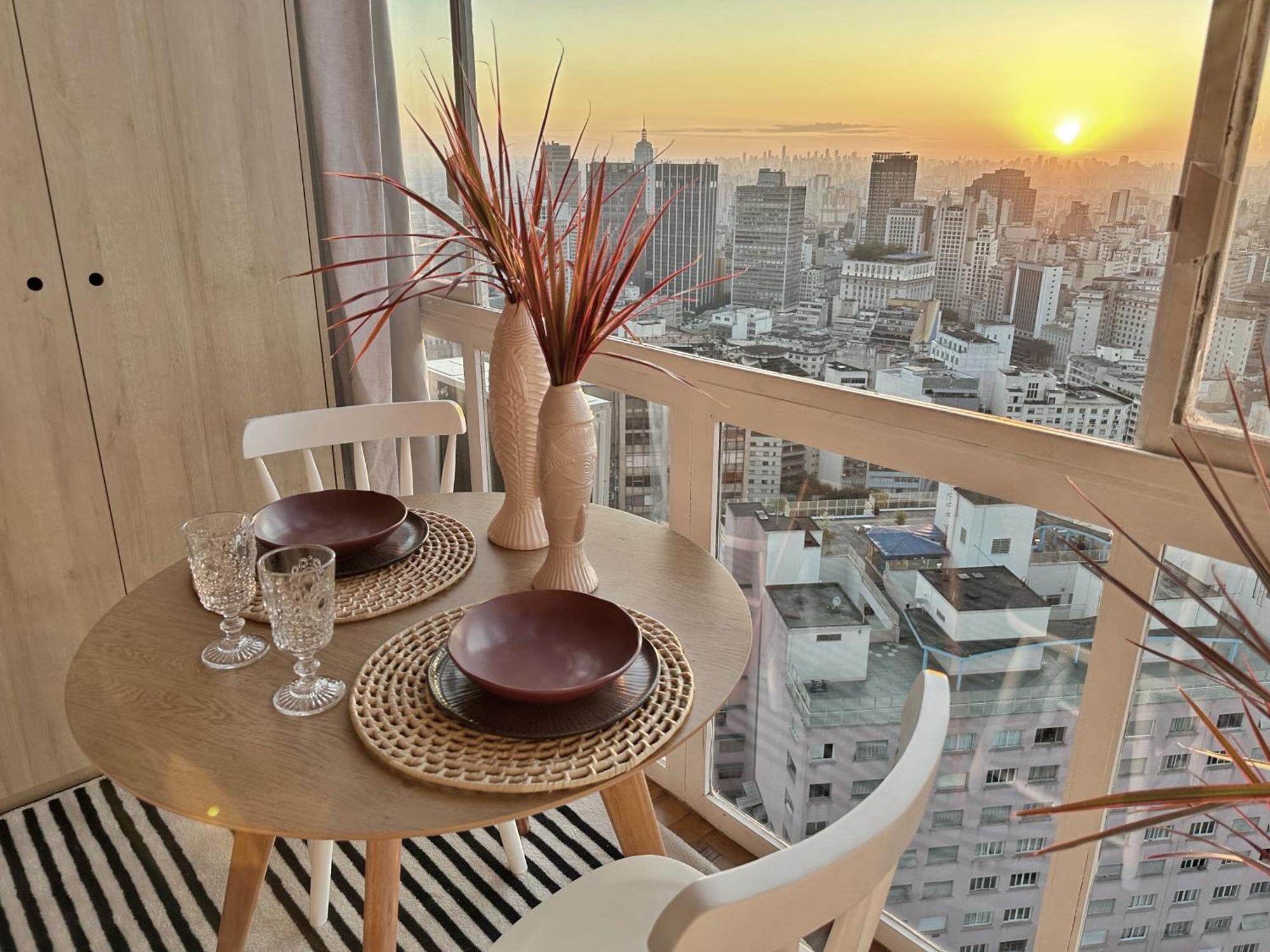 Vem Pro Copan Apartemen