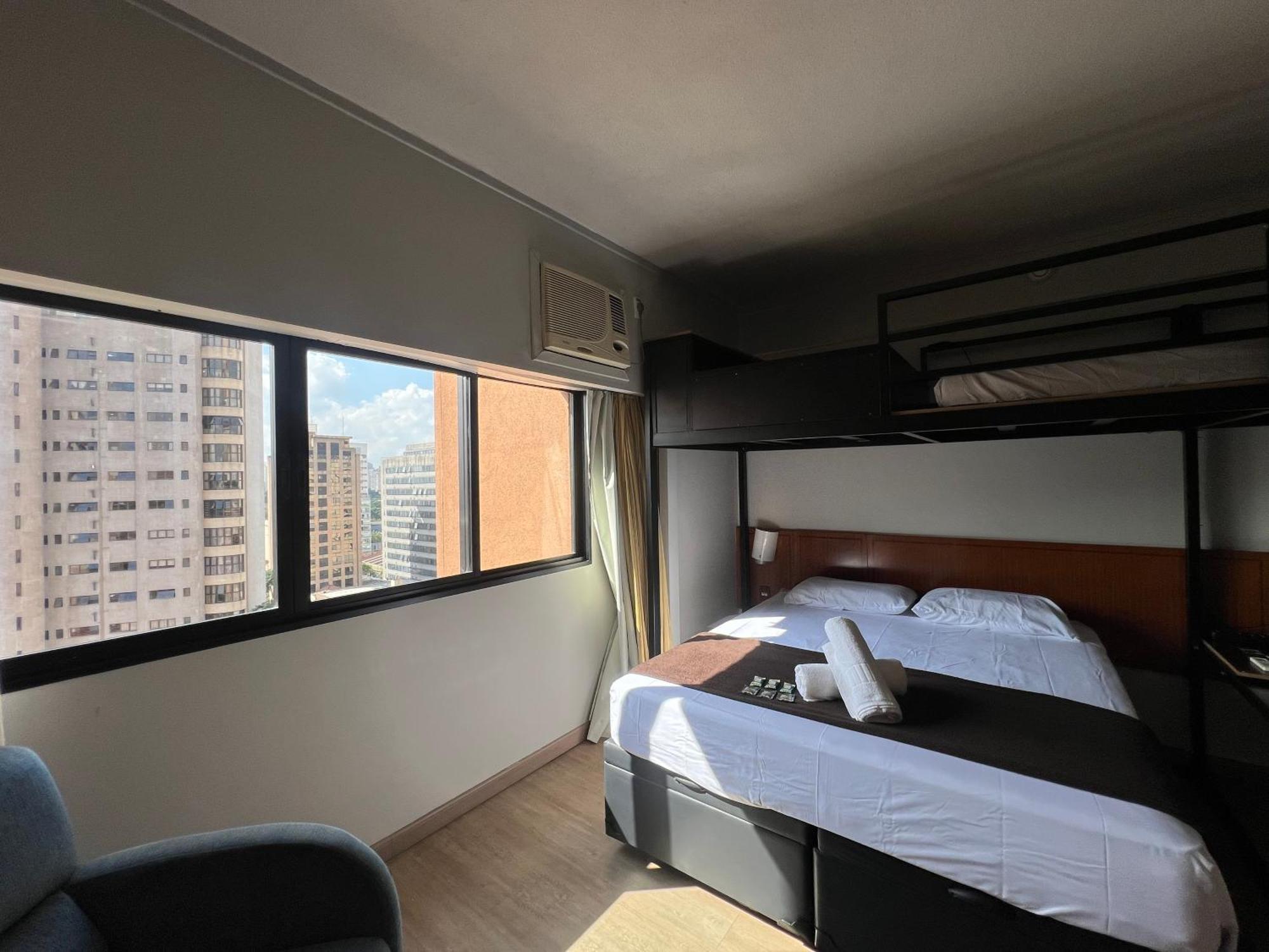 Live Logde V Mariana Pq Ibirapuera Uh-904 Hotel 3*