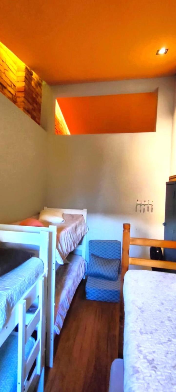 Casa 373 - Mariana - Valores Acessiveis Guest house