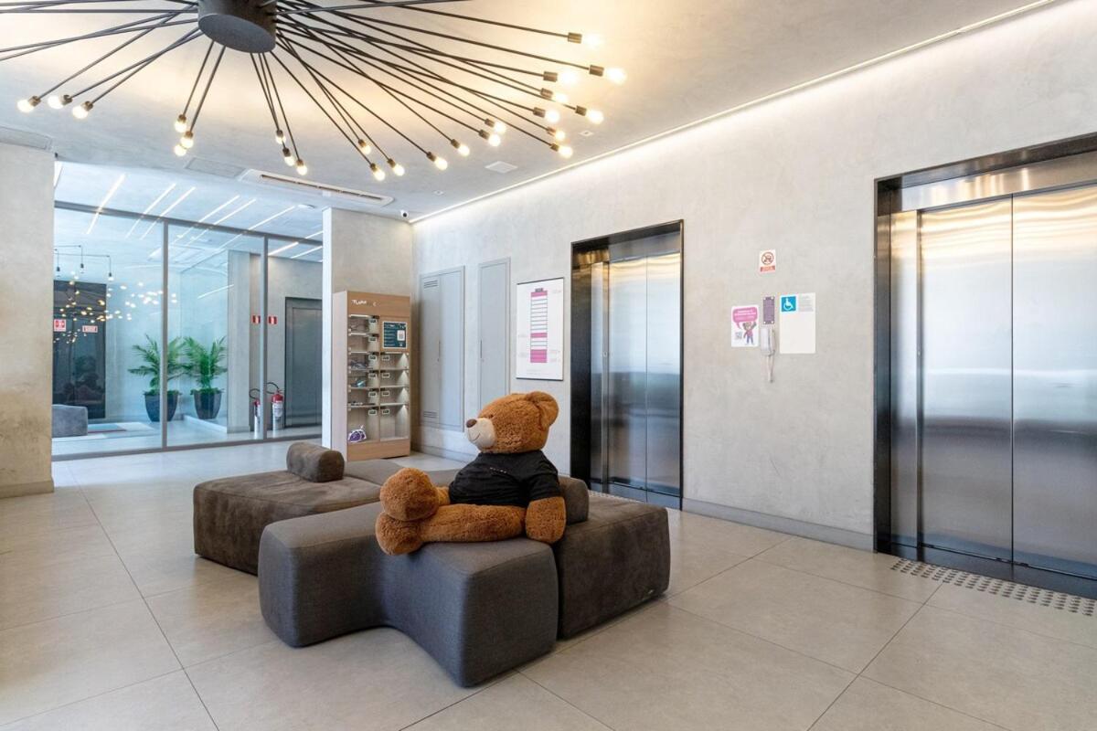 Ao Lado Do Allianz Com Estacionamento Apartment