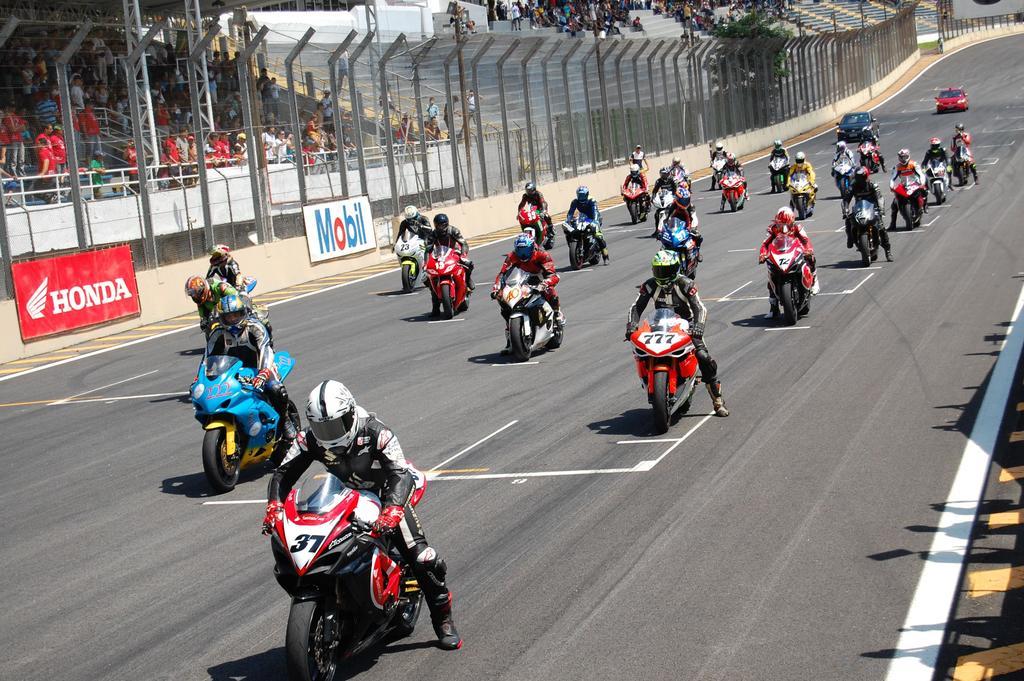 Sunny Interlagos Ở trọ São Paulo