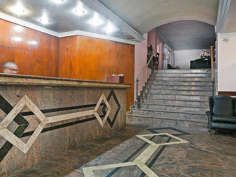 Reinales Plaza Hotel 3*