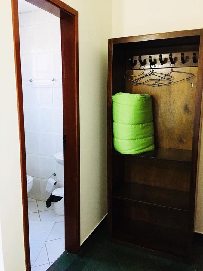 Residencial Caravelas Bed & Breakfast 2*