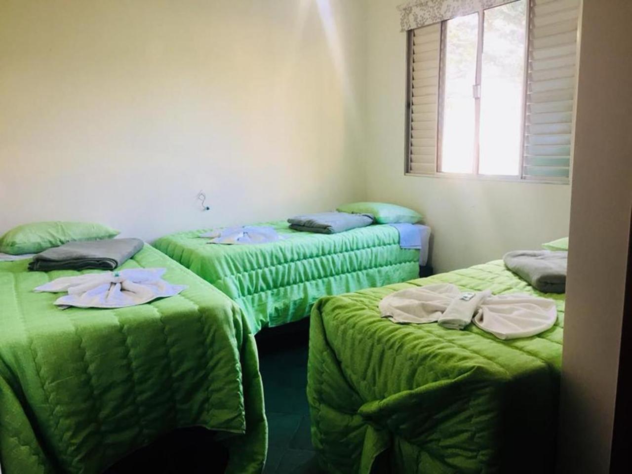 Bed & Breakfast Residencial Caravelas 2*