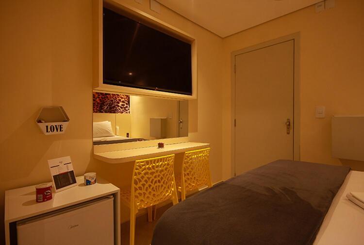 Love hotel Dunas Up